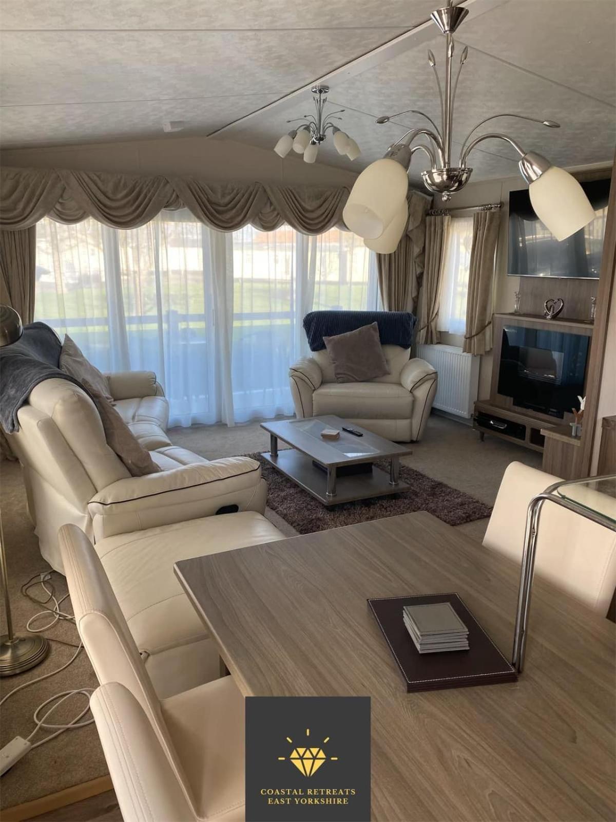 2 Bed, 2 Bath Lodge Style Caravan With Hot Tub & Private Garden At Patrington Haven Leisure Park Eksteriør billede